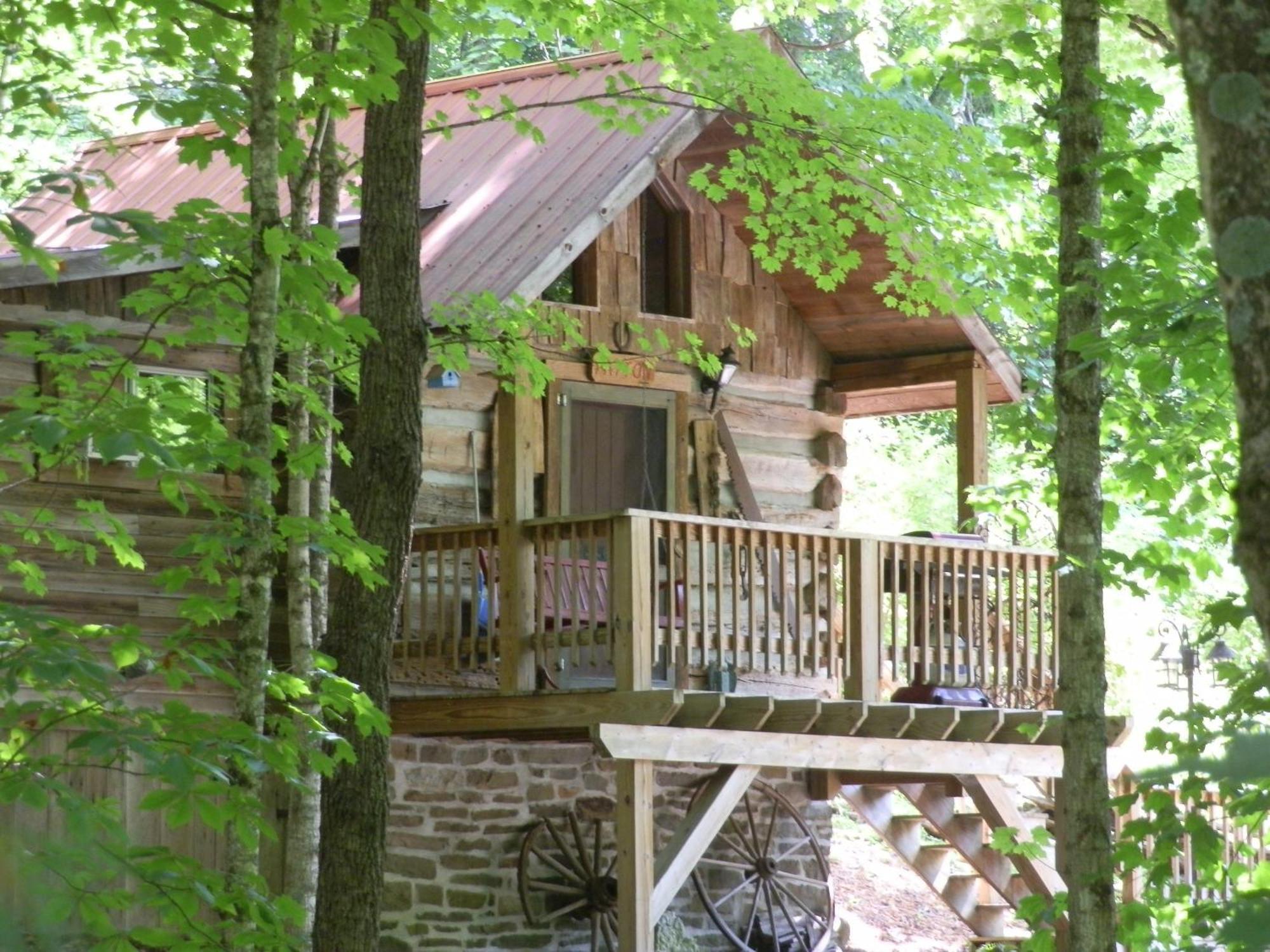 Moore House Inn & Cabins Marlinton Room photo